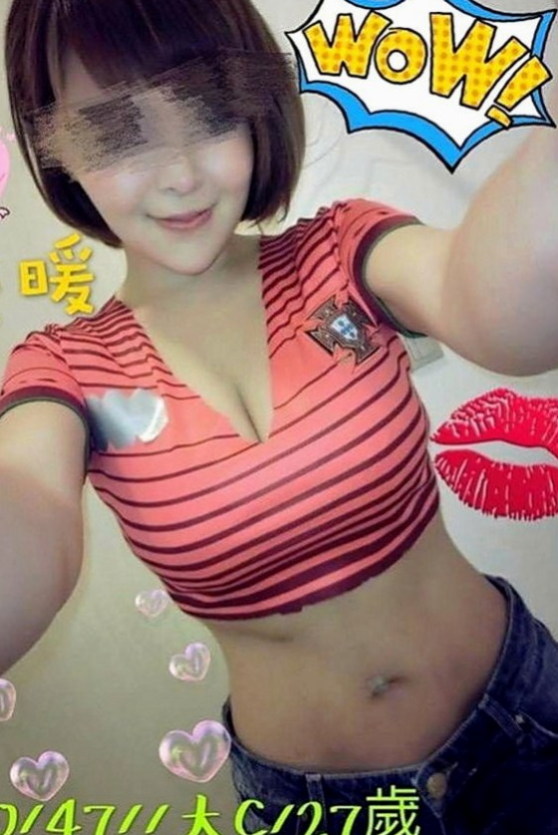 善化外叫：可涵 |清純學生|164cm|47kg|E罩杯|24歲|一天要做一次才可以滿足 平時跟老公喜歡玩無套中出 獨龍轉 無套ＢＪ ＬＧ ６９ 口爆 穴穴很粉嫩 穴穴很敏感